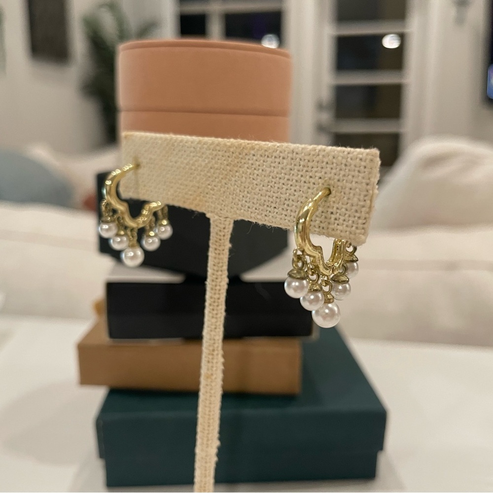 Gold and White Crescent Filigree Earrings